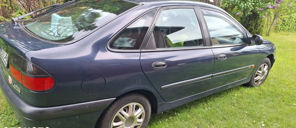 Renault Laguna cena 3000 przebieg: 193737, rok produkcji 1995 z Ciechanowiec małe 352